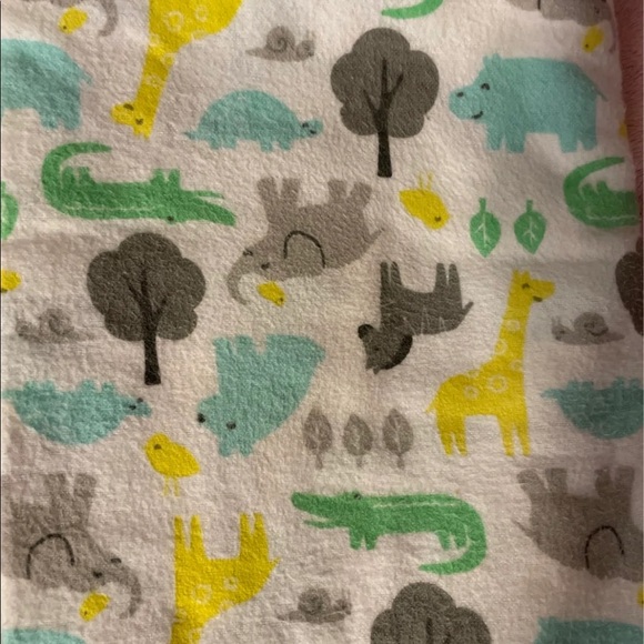 4- swaddle blankets - Picture 2 of 5